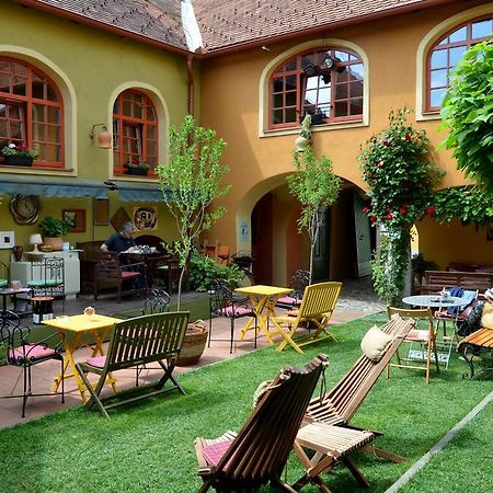 Muzikafe - Home Of Culture Ptuj Dış mekan fotoğraf