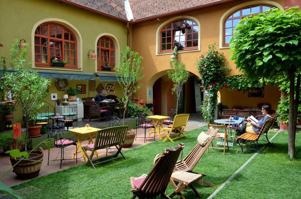 Muzikafe - Home Of Culture Ptuj Dış mekan fotoğraf